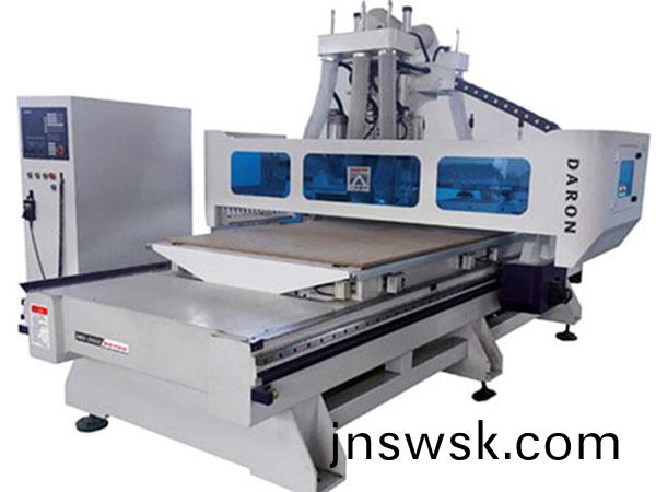 五軸聯(lian)動數(shu)控機(ji)牀 五(wu)軸(zhou)聯動(dong)數控(kong)機(ji)牀(chuang)