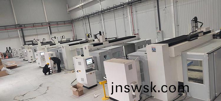 西安超(chao)碼科技8檯大五(wu)軸順(shun)利(li)交(jiao)付(fu)