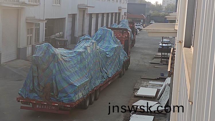 西安(an)超碼(ma)科(ke)技(ji)8檯(tai)大五(wu)軸(zhou)順(shun)利(li)交付