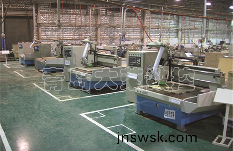 臥式五(wu)軸加(jia)工中(zhong)心(xin)的(de)優點有(you)這些(xie) 臥(wo)式五軸加(jia)工(gong)中心(xin)的(de)優(you)點有這些(xie)