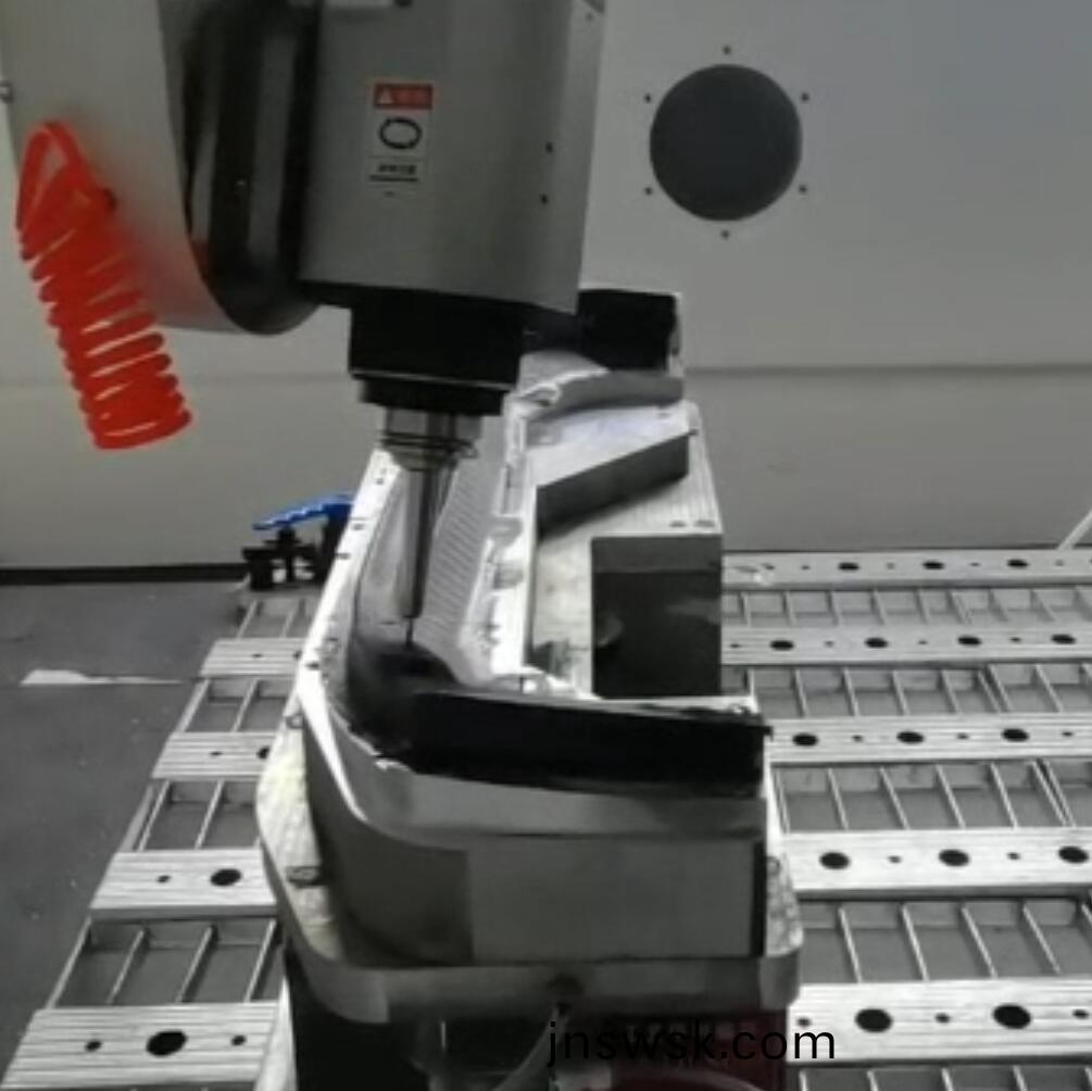 1721625472990573.jpg 碳(tan)纖維(wei)4.jpg