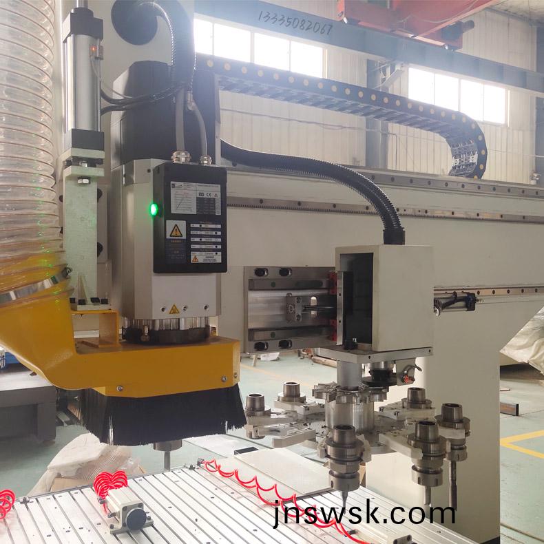 雙(shuang)主軸加(jia)工中(zhong)心機牀(chuang)有什麼優(you)勢(shi)