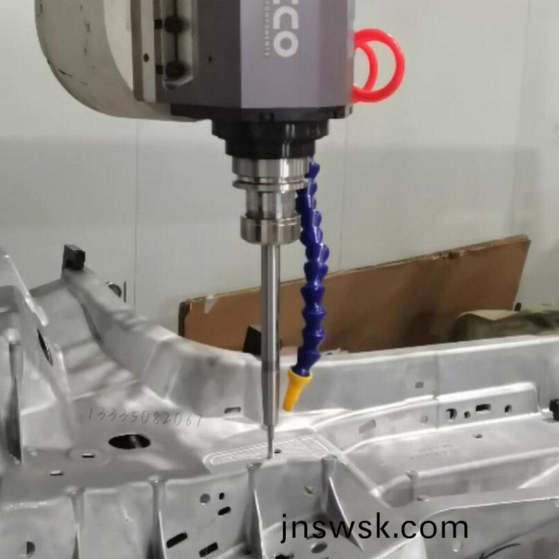 1728364961198940.jpg 鋁(lv)型材(cai)加工中心(xin)5.jpg