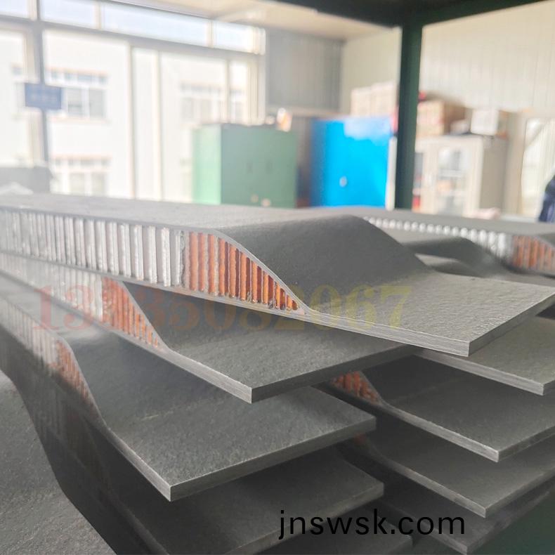 1731649628143974.jpg 五軸加(jia)工(gong)中(zhong)心(xin)152-790.jpg