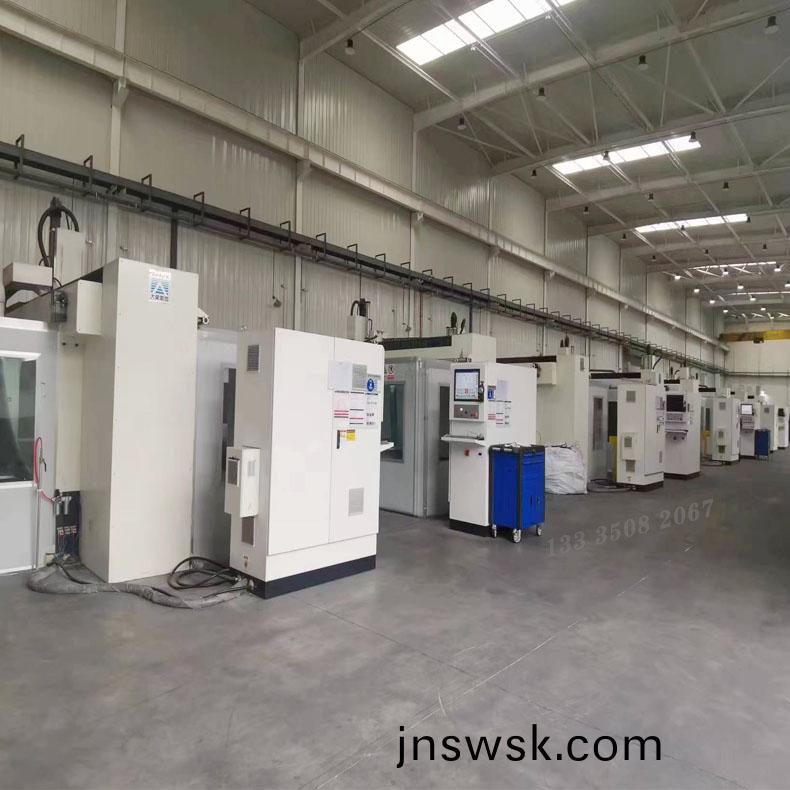 1733992620128194.jpg 五(wu)軸(zhou)加工中(zhong)心(xin)73-790.jpg