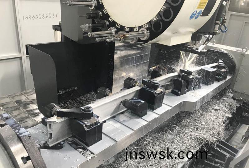 1742358299152355.jpg 鋁型(xing)材銑(xian)削加(jia)工(gong).jpg