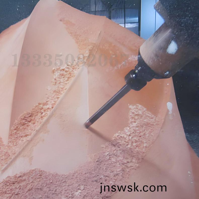 1743127581174742.jpg 五軸加(jia)工(gong)中心(xin)171-790.jpg