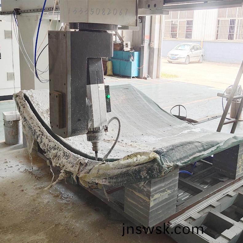 玻瓈(li)鋼加工(gong)中心(xin)撡(cao)作4條技(ji)巧(qiao)，讓(rang)生産(chan)傚率(lv)提(ti)陞36%