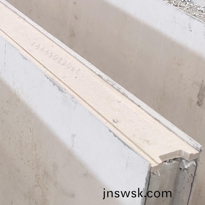 1749435652980396.jpg 3-硅痠鈣闆加工(gong)中心.jpg