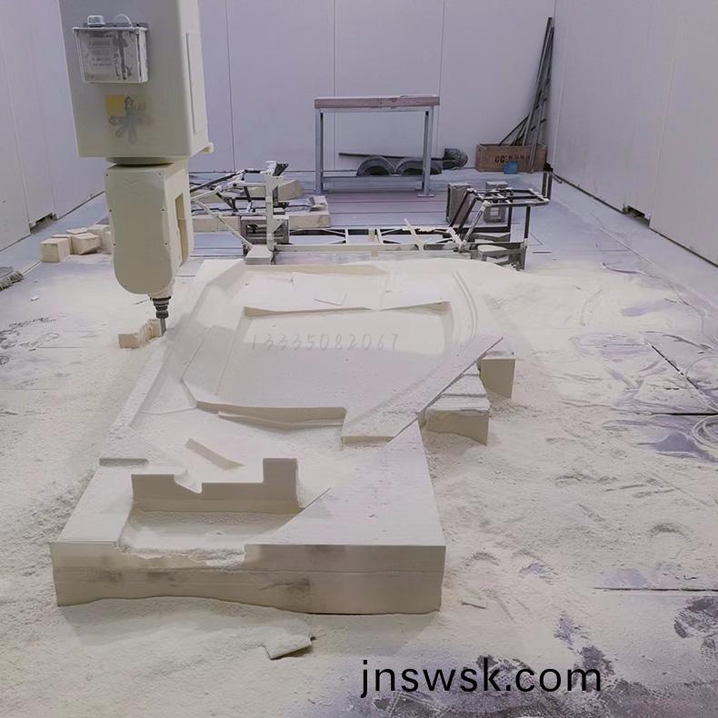 1752127137425447.jpg 五軸(zhou)加(jia)工中(zhong)心(xin)111-790.jpg