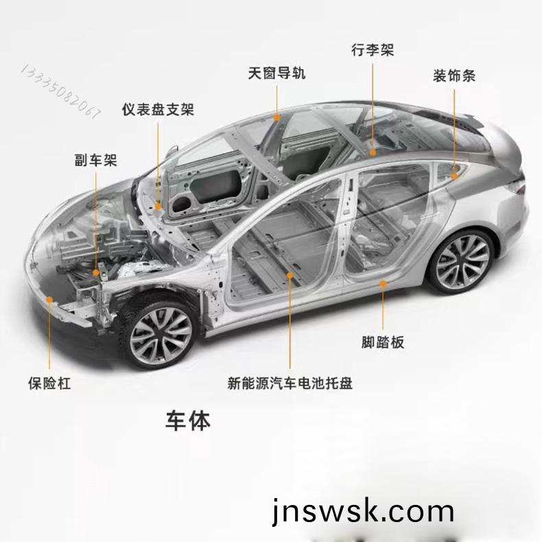 1755139530186731.jpg 鋁(lv)型材(cai)加工(gong)中(zhong)心(xin)21.jpg