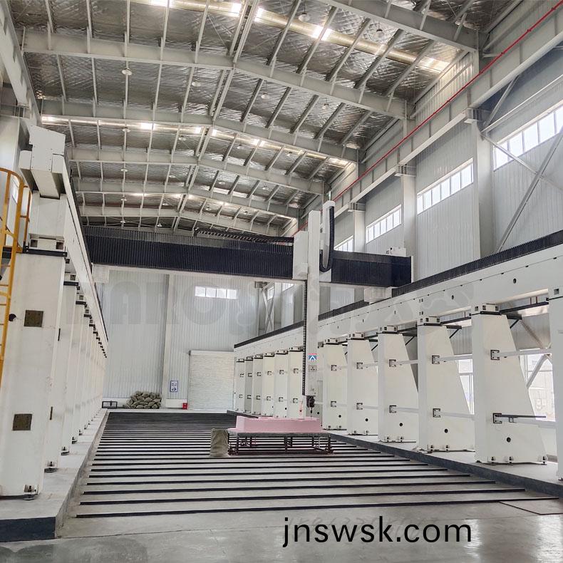 1757985200271633.jpg 五軸(zhou)加(jia)工中心(xin)245-790.jpg