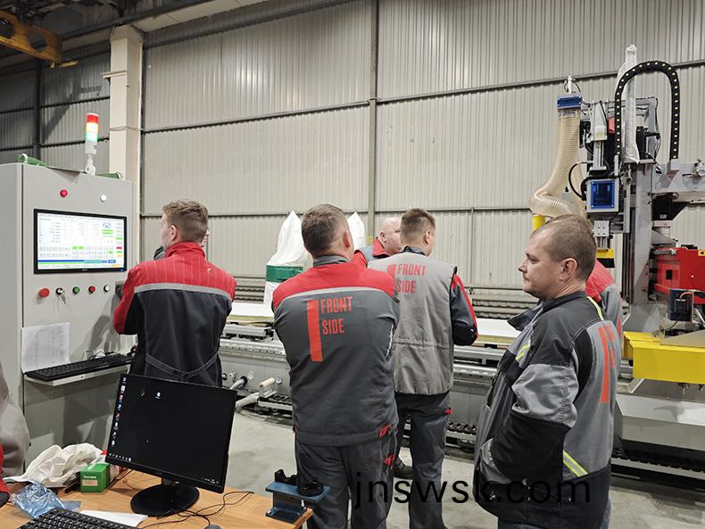 1761110001205250.jpg 巗(yan)棉(mian)切(qie)割3.jpg