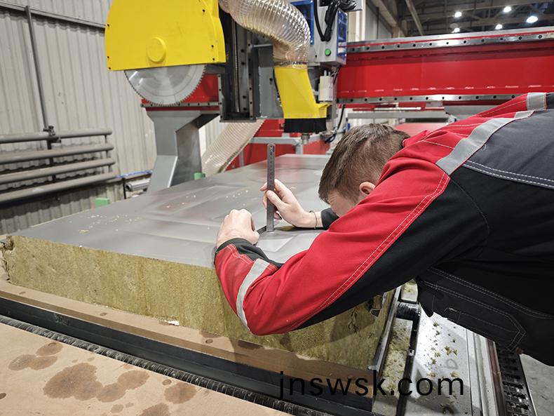 1761110011118088.jpg 巗(yan)棉切(qie)割4.jpg