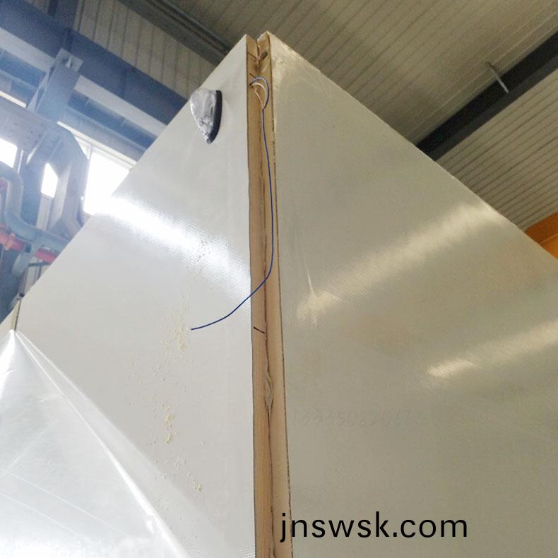 1762761686875516.jpg 冷藏(cang)車(che)廂闆(ban)加(jia)工中(zhong)心(xin)40.jpg