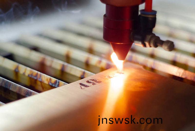 光(guang)學儀器(qi)行(xing)業解(jie)決(jue)方(fang)案